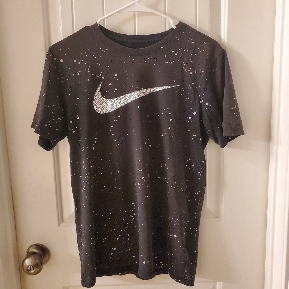 🌿Nike Dri Fit Tee